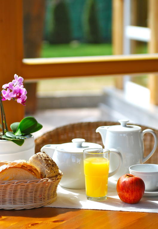 Residence-Garni Haus Tschenett Prato allo Stelvio Szoba fotó
